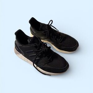 Adidas Women’s Black and White Sneakers